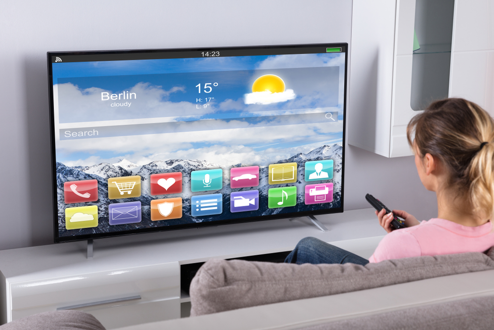 Televizoare inteligente: prin ce se diferențiază de cele simple?